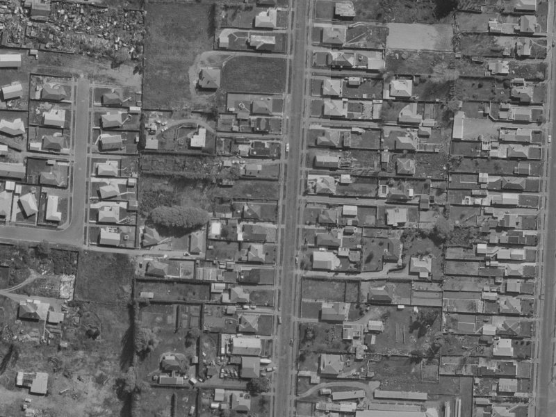 98 Palmers Road from the air, 1970-1974