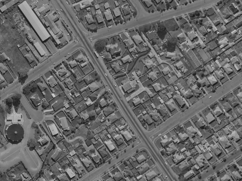 276 Cranford Street from the air, 1970-1974