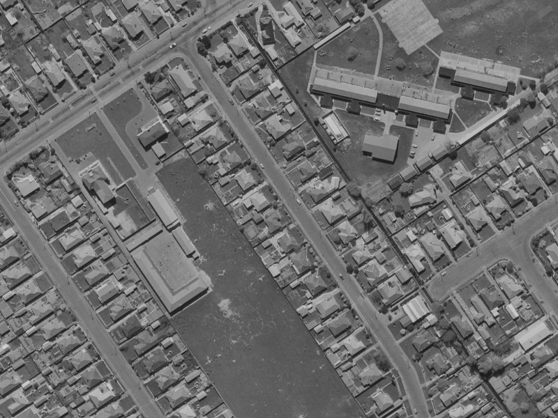 53 Kensington Avenue from the air, 1970-1974