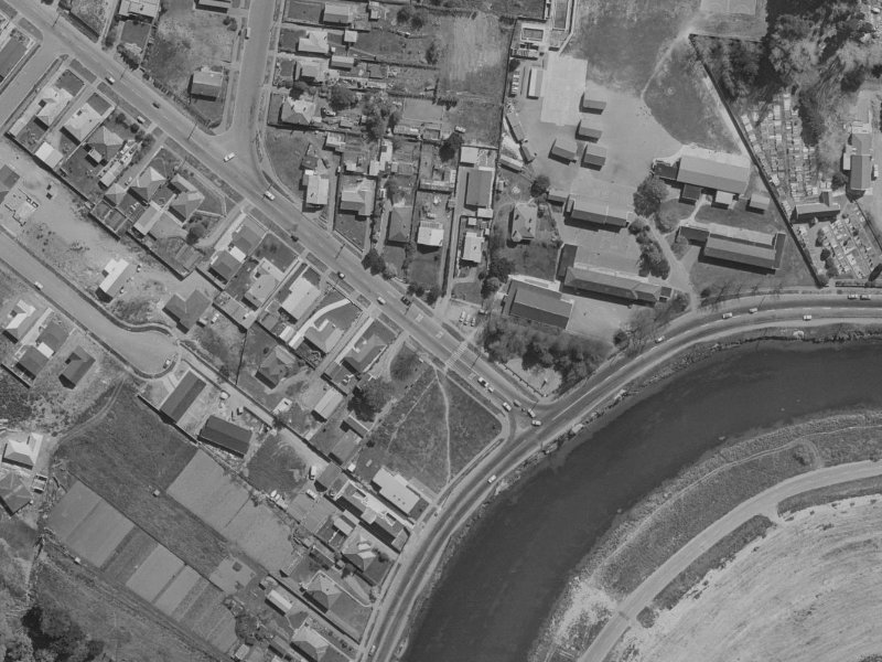 5 Lake Terrace Road from the air, 1970-1974