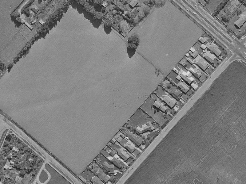 7 Crosdale Place from the air, 1970-1974