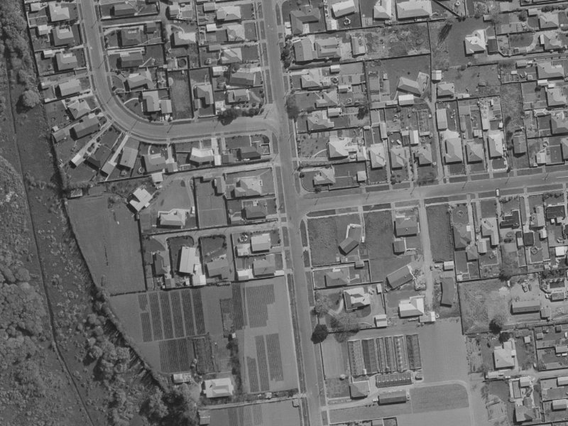 109 Kingsford Street from the air, 1970-1974