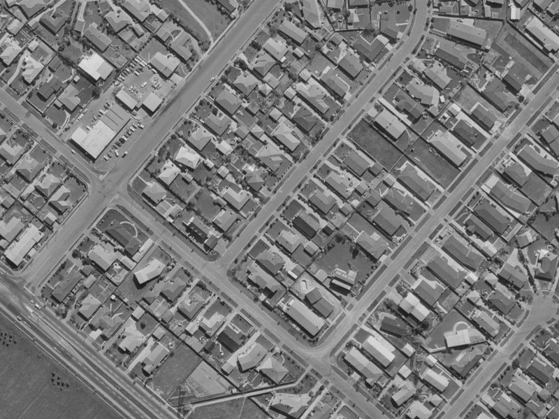 8 Oakfield Street from the air, 1970-1974