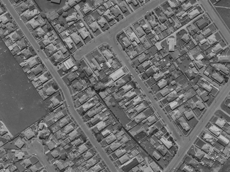 21 Fergusson Avenue from the air, 1970-1974