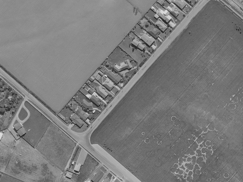 11 Roydvale Avenue from the air, 1970-1974