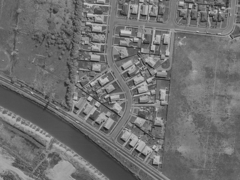 5 Wattle Drive from the air, 1970-1974