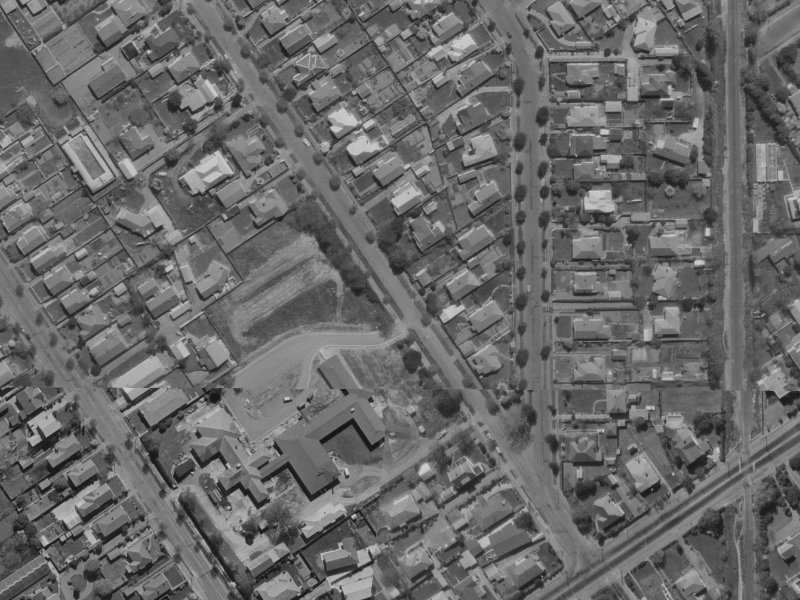 25 Windermere Road from the air, 1970-1974