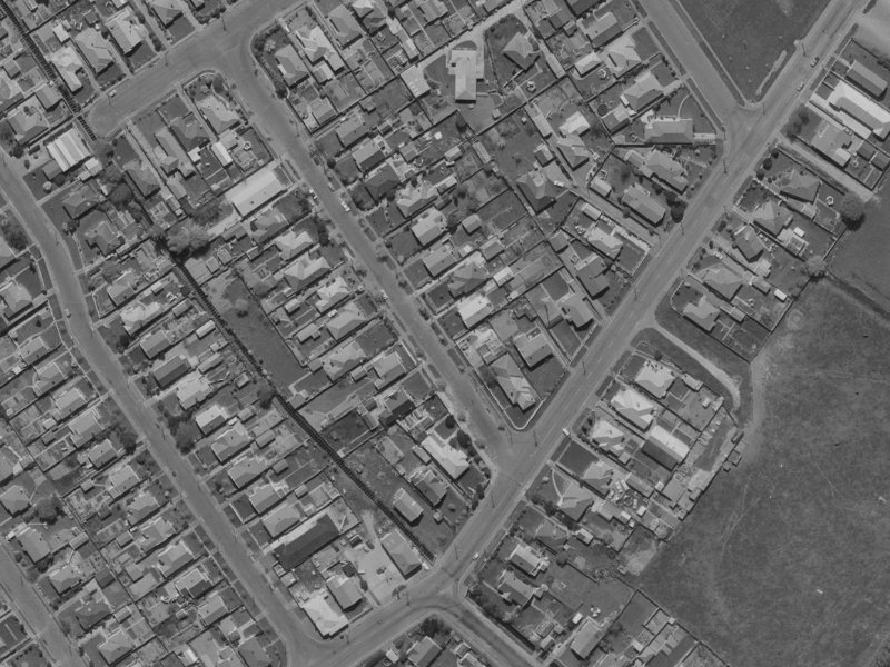 6 Fergusson Avenue from the air, 1970-1974