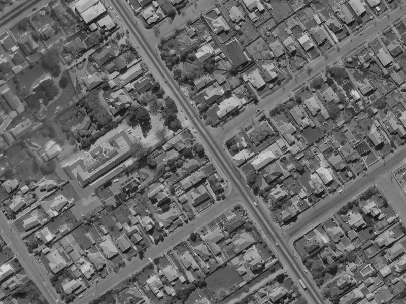 423 Papanui Road from the air, 1970-1974