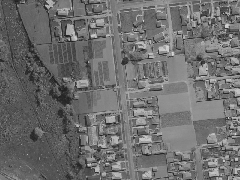 95 Kingsford Street from the air, 1970-1974