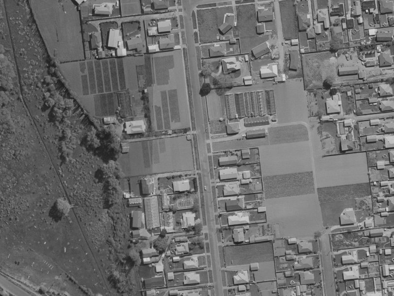 96 Kingsford Street from the air, 1970-1974