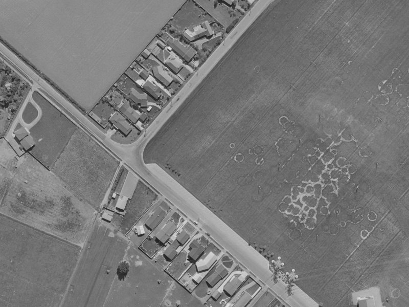 5 Roydvale Avenue from the air, 1970-1974