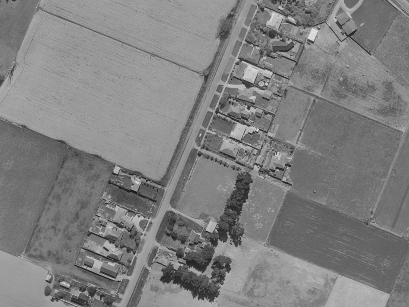 33 Hawthornden Road from the air, 1970-1974
