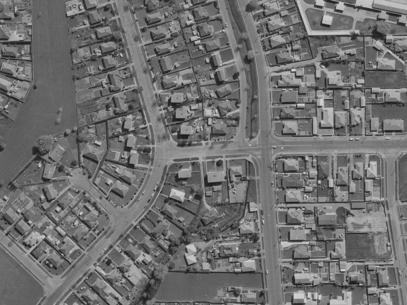 3-5 Orion Street from the air, 1970-1974