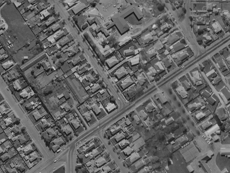 4 Condell Avenue from the air, 1970-1974