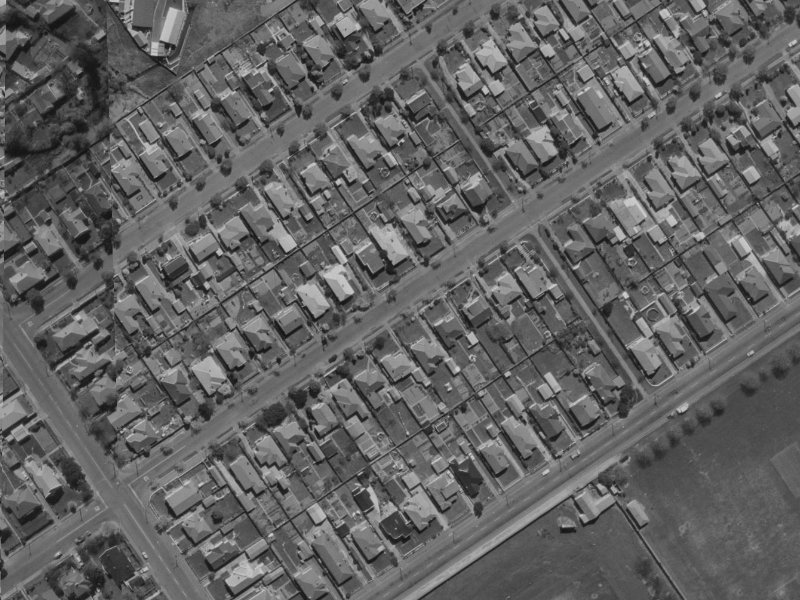 172 Knowles Street from the air, 1970-1974