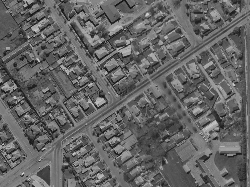 2 Condell Avenue from the air, 1970-1974