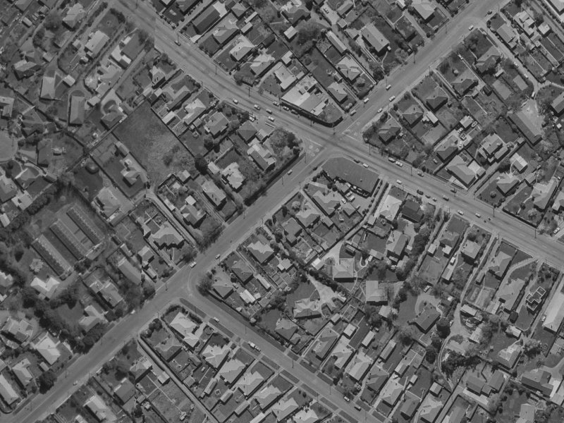 89 Aorangi Road from the air, 1970-1974