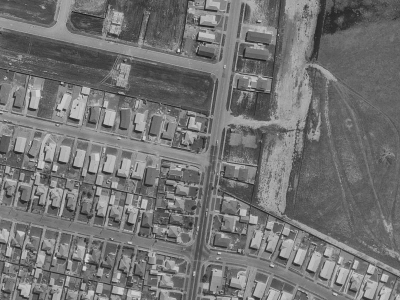 125 Avondale Road from the air, 1970-1974