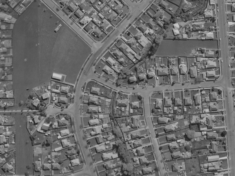 8E Orontes Street from the air, 1970-1974