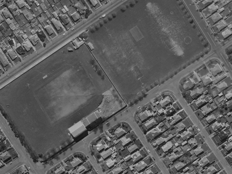 27 Malvern Street from the air, 1970-1974