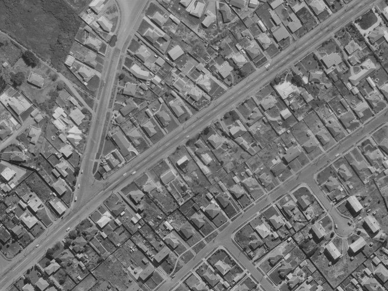 290 Wainoni Road from the air, 1970-1974
