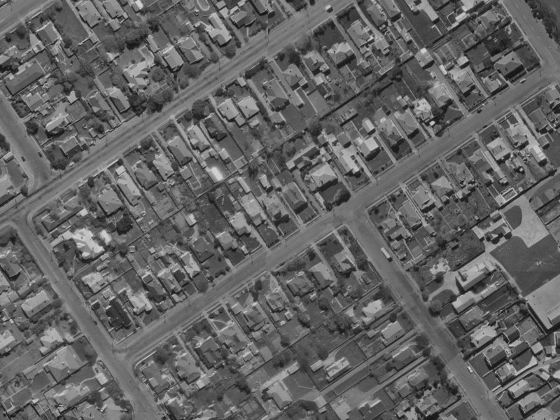 27 Hawkesbury Avenue from the air, 1970-1974