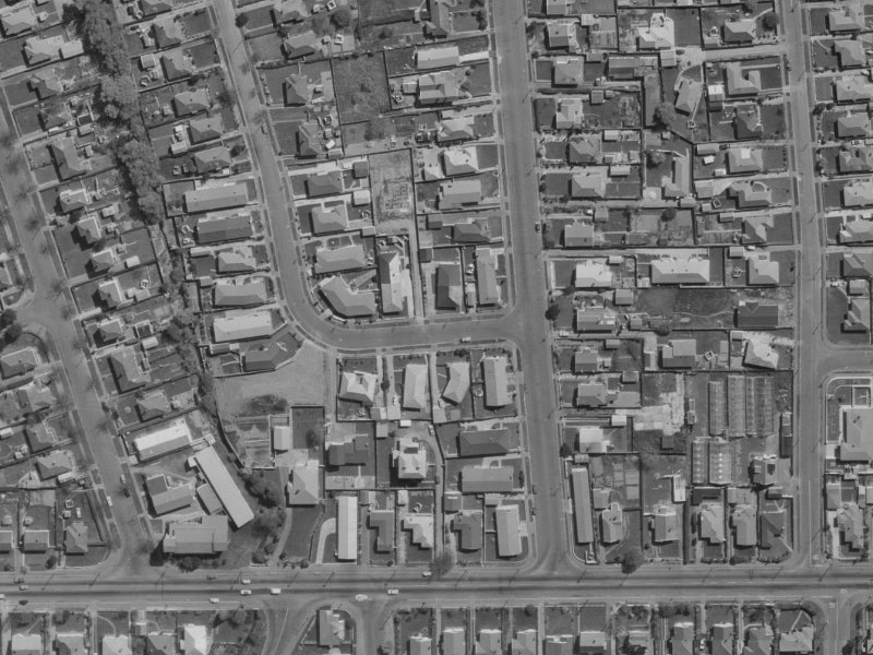 5 Arawa Street from the air, 1970-1974