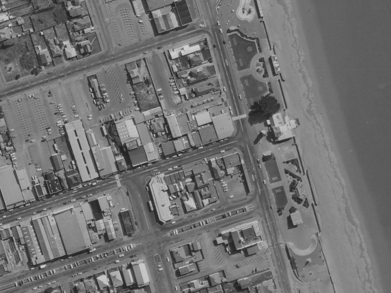 22 Brighton Mall from the air, 1970-1974