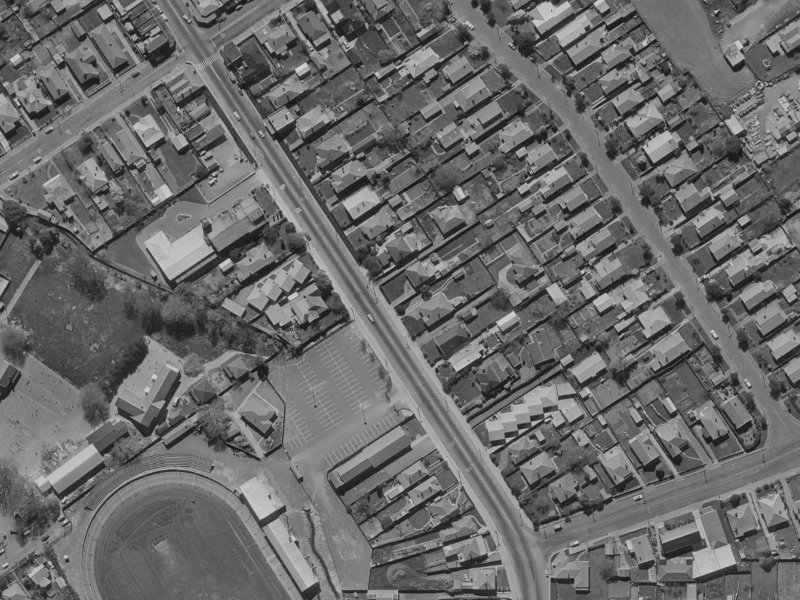 124 Cranford Street from the air, 1970-1974