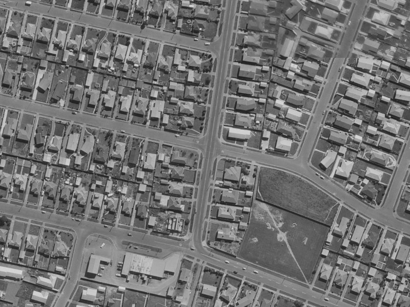 79 Avondale Road from the air, 1970-1974