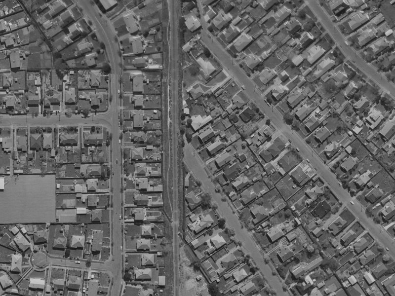 40 Alpha Avenue from the air, 1970-1974