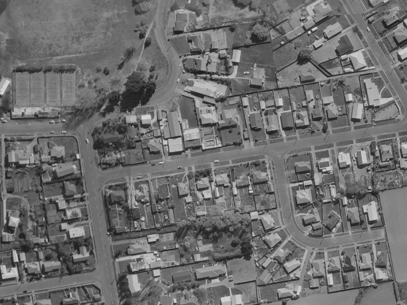 11 Mundys Road from the air, 1970-1974
