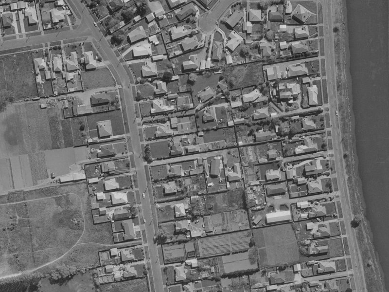 2/78 Fleete Street from the air, 1970-1974