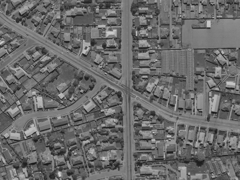 41 Wairakei Road from the air, 1970-1974