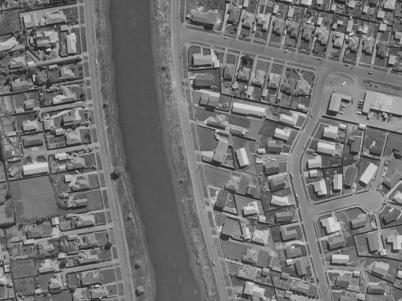 1046 Avonside Drive from the air, 1970-1974