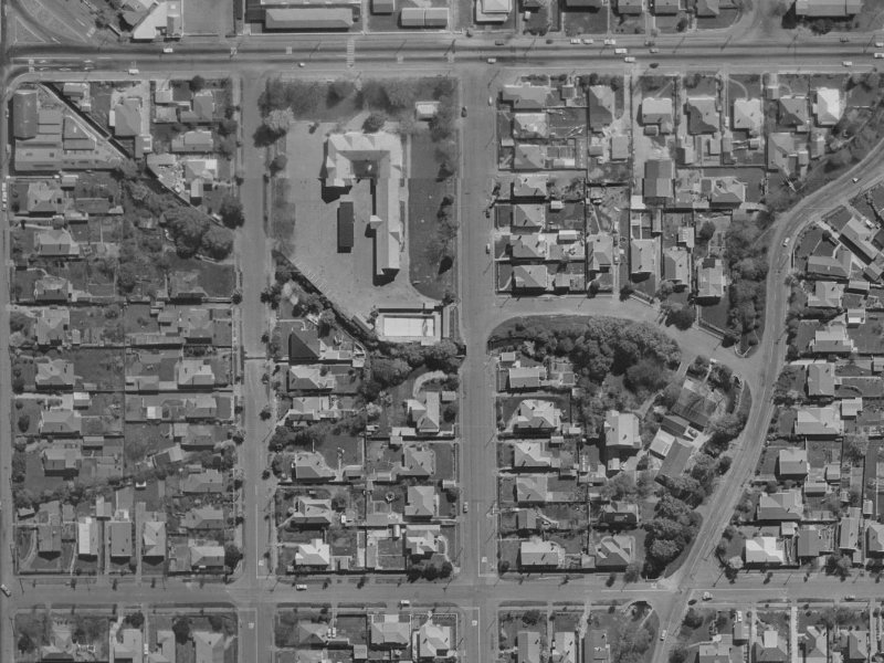 192 Hills Road from the air, 1970-1974