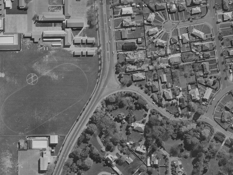 5 Banks Avenue from the air, 1970-1974