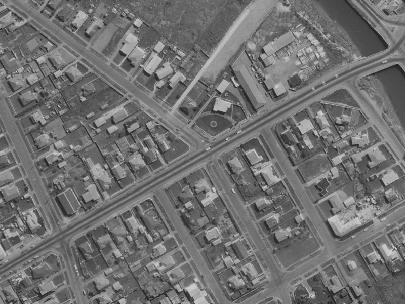 643–647 Pages Road from the air, 1970-1974