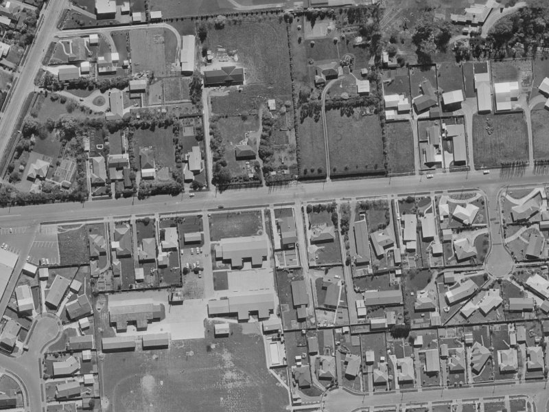 39 Merrin Street from the air, 1970-1974