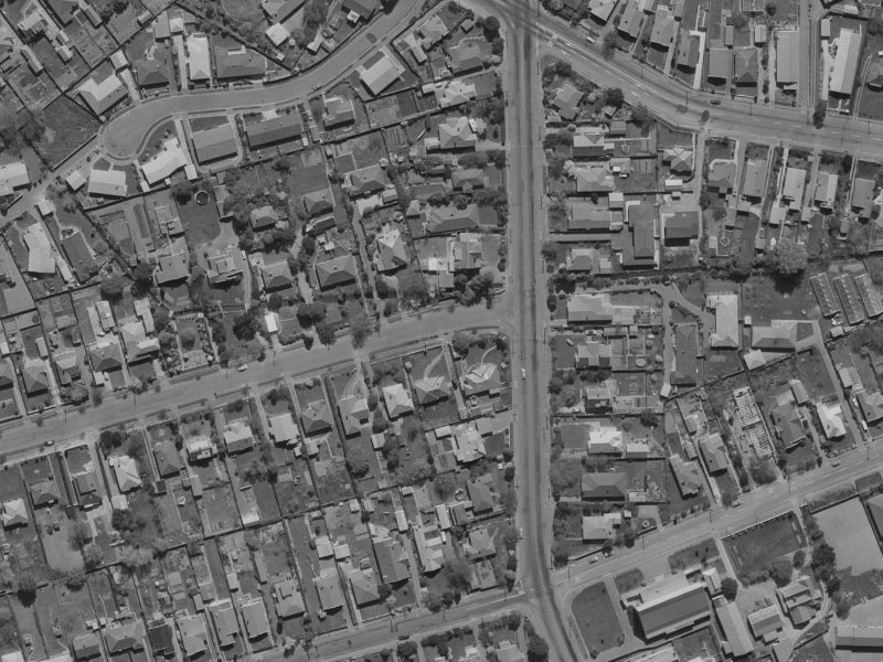 3 Taylors Avenue from the air, 1970-1974
