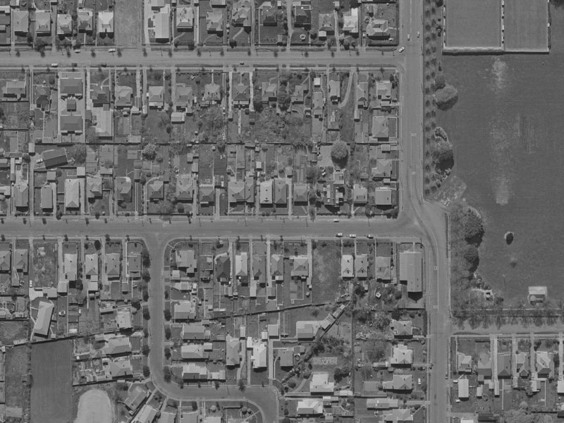 33 Winton Street from the air, 1970-1974
