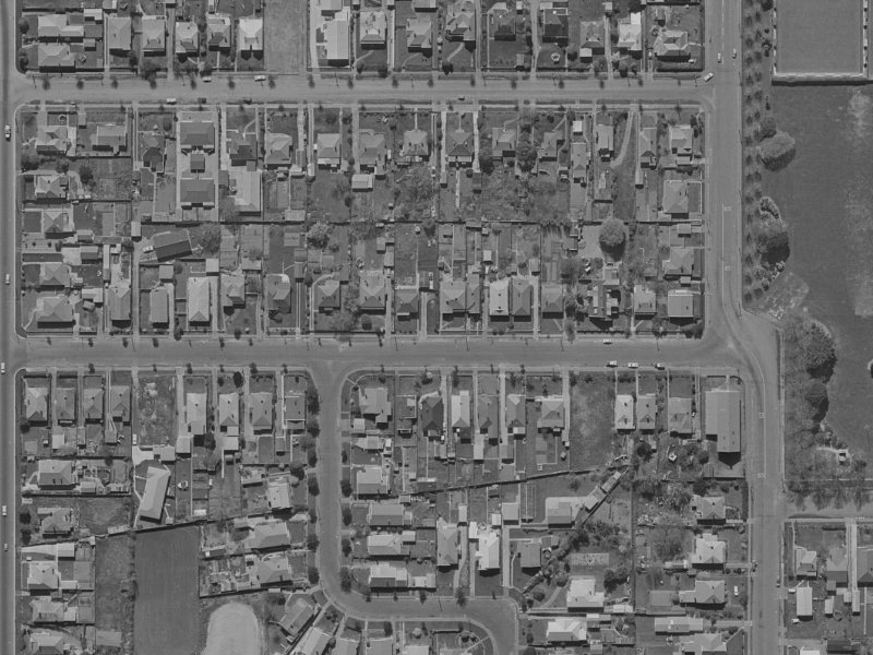 39 Winton Street from the air, 1970-1974