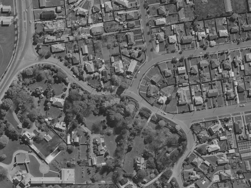 32 Banks Avenue from the air, 1970-1974