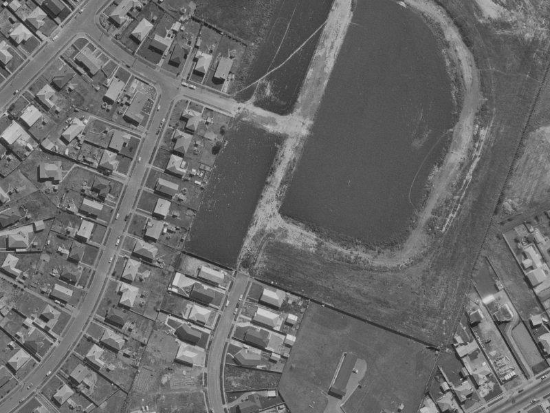 24 Farnborough Street from the air, 1970-1974