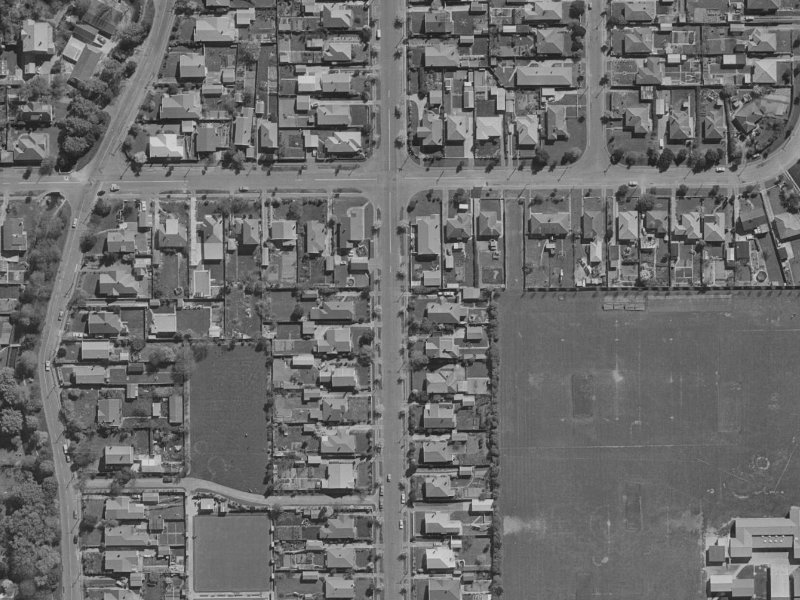 137 Petrie Street from the air, 1970-1974