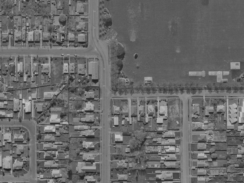 4 Edward Avenue from the air, 1970-1974