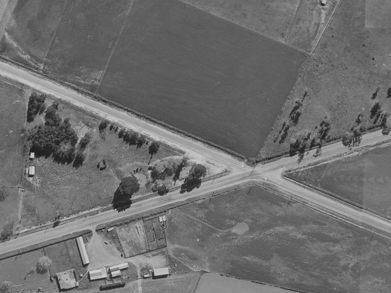 582-600 Buchanans Road from the air, 1970-1974