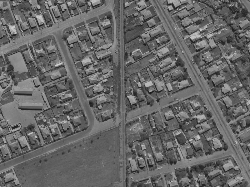 12 Lloyd Street from the air, 1970-1974