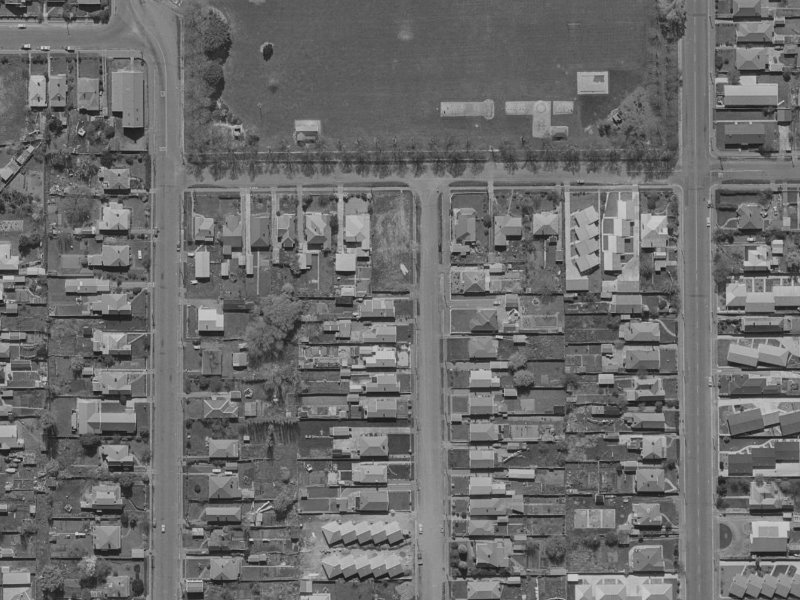 33 Allard Street from the air, 1970-1974